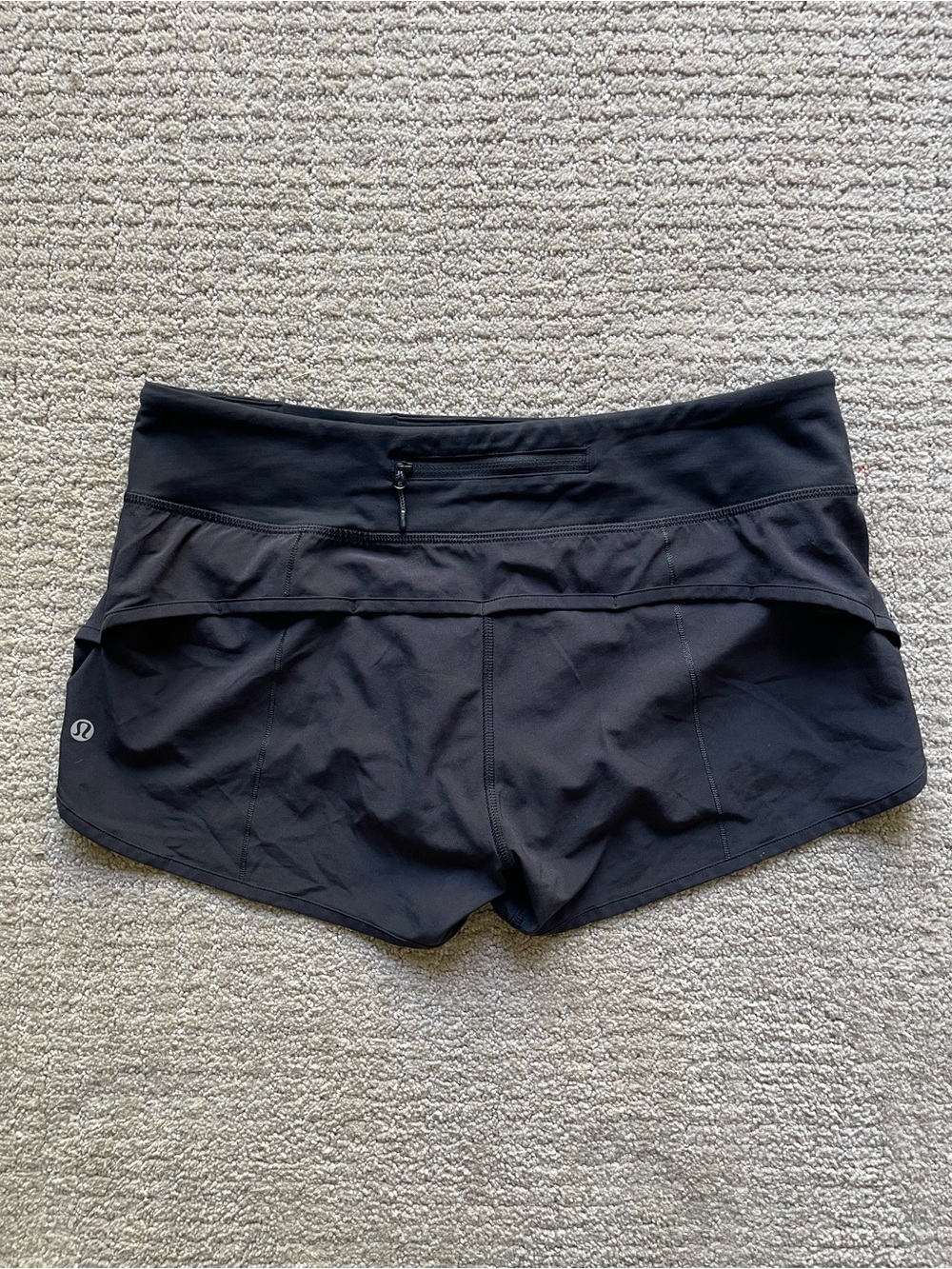 Lululemon Speed Up Short in Black Size 8 - Picture 5 of 5